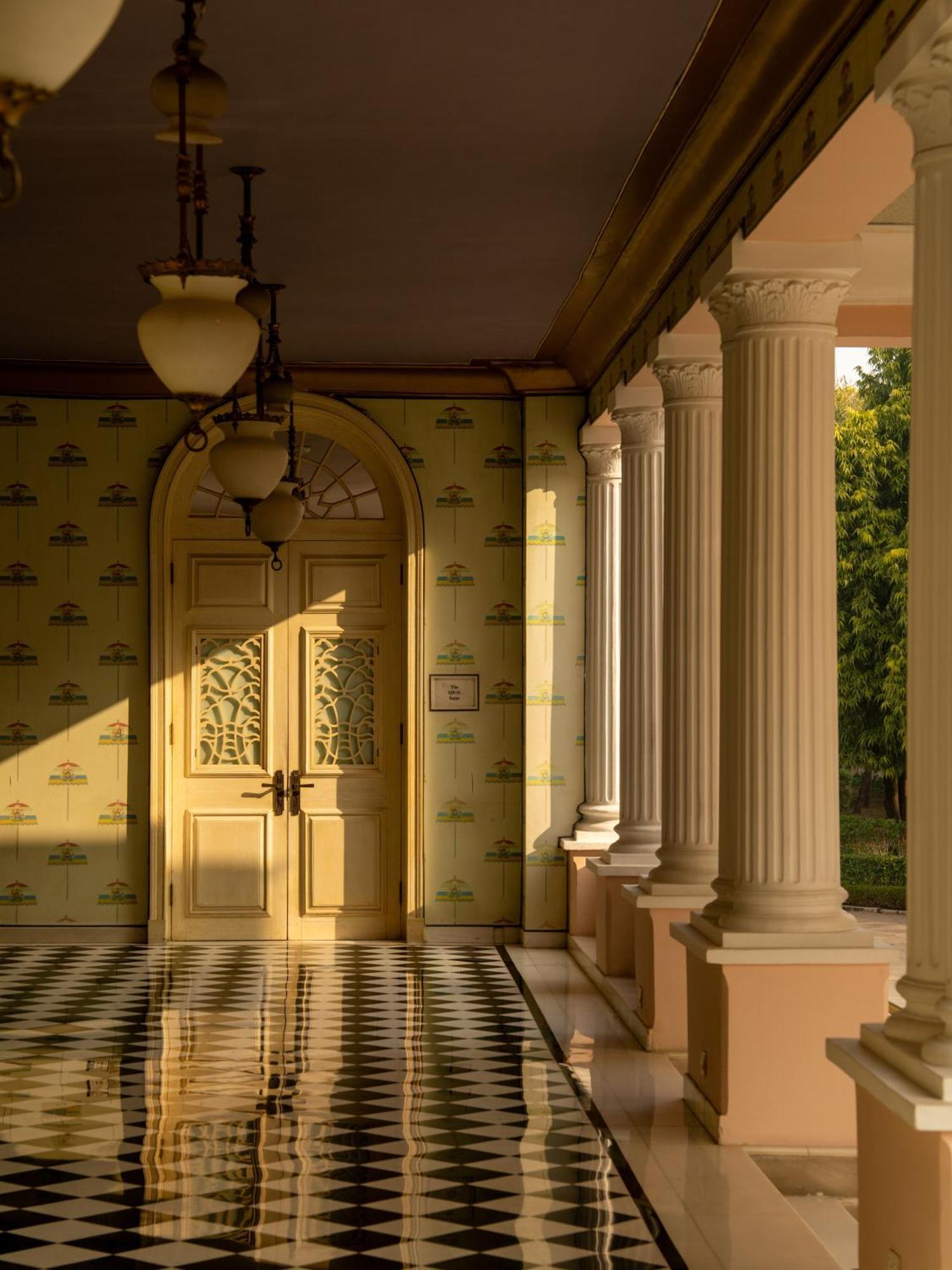 Hotel Rajmahal Palace Raas