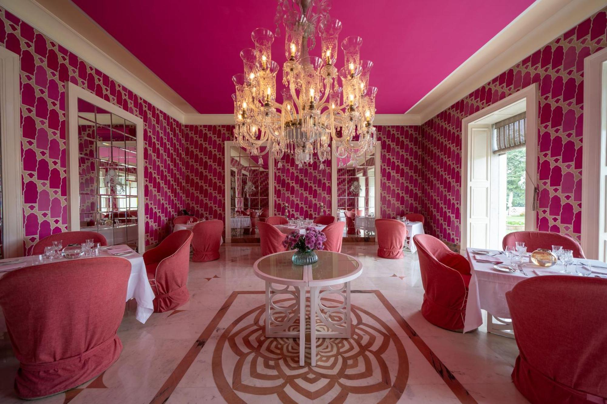 Rajmahal Palace Raas 5*